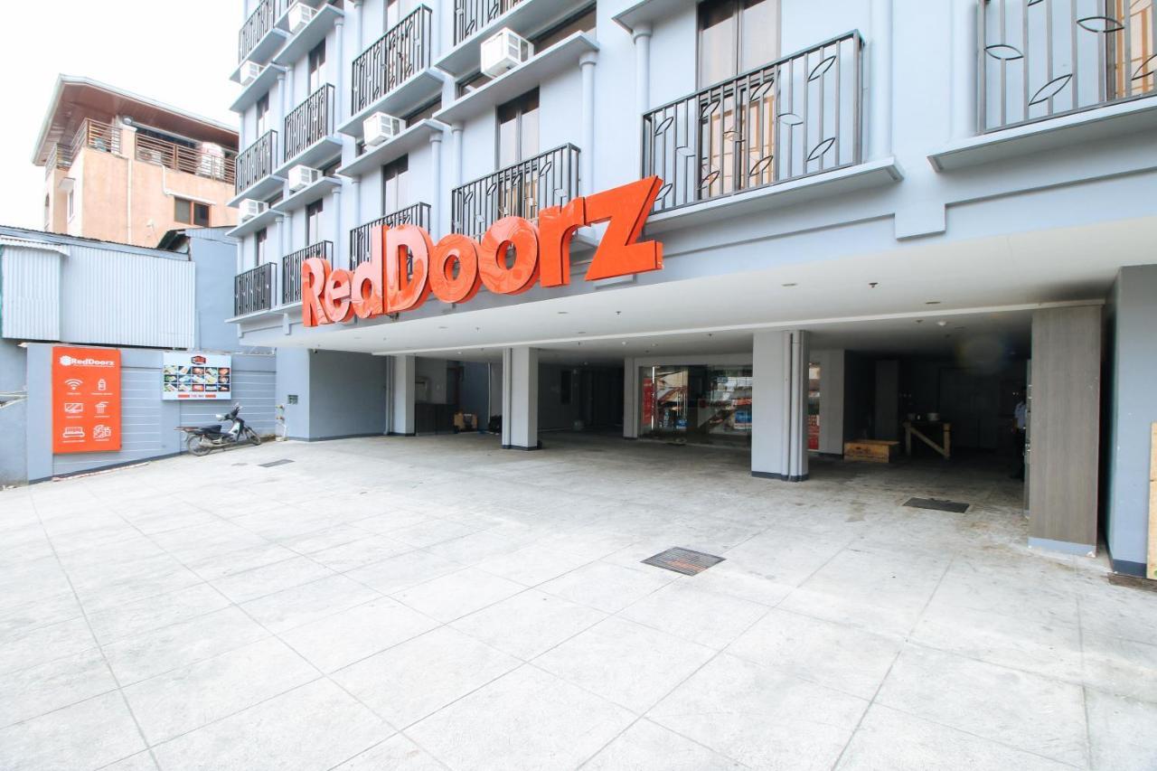 Reddoorz Plus @ Jardin Suites Guadalupe Nuevo Mandaluyong Luaran gambar