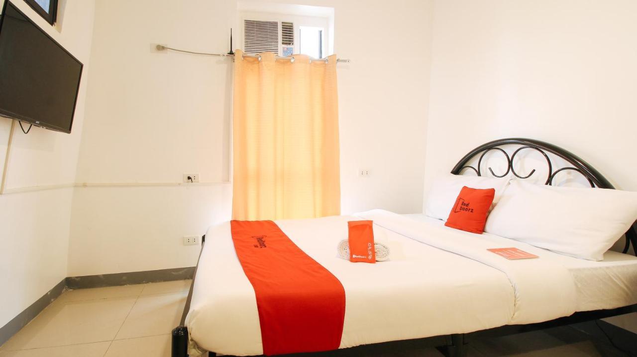 Reddoorz Plus @ Jardin Suites Guadalupe Nuevo Mandaluyong Luaran gambar