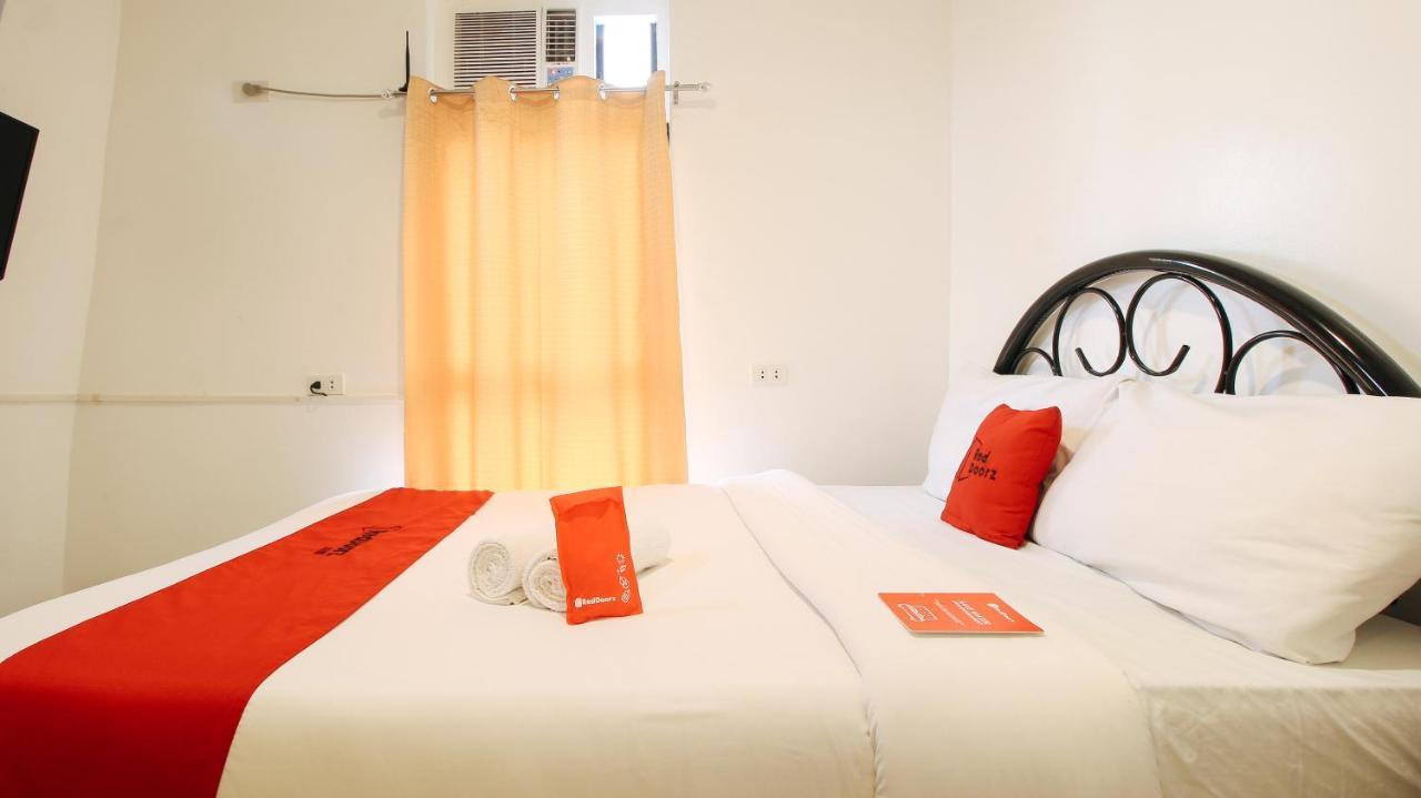 Reddoorz Plus @ Jardin Suites Guadalupe Nuevo Mandaluyong Luaran gambar