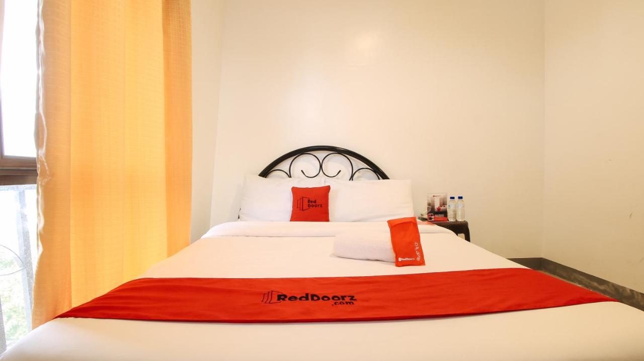 Reddoorz Plus @ Jardin Suites Guadalupe Nuevo Mandaluyong Luaran gambar